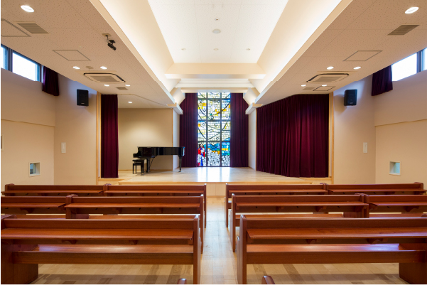 六浦こども園 いのりのホール1